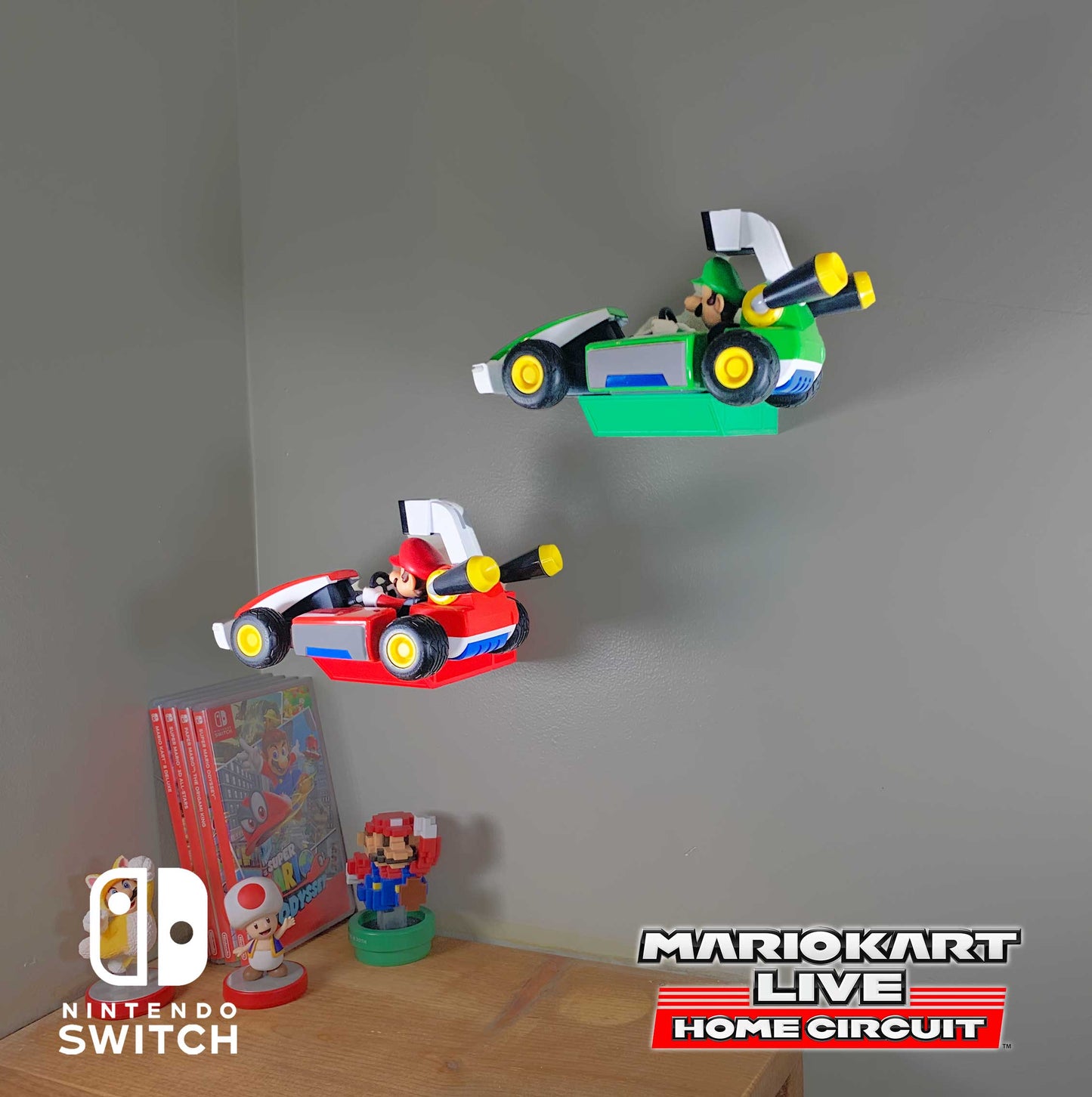 Mario Kart Live: Home Circuit Wall Mount & Charging Base