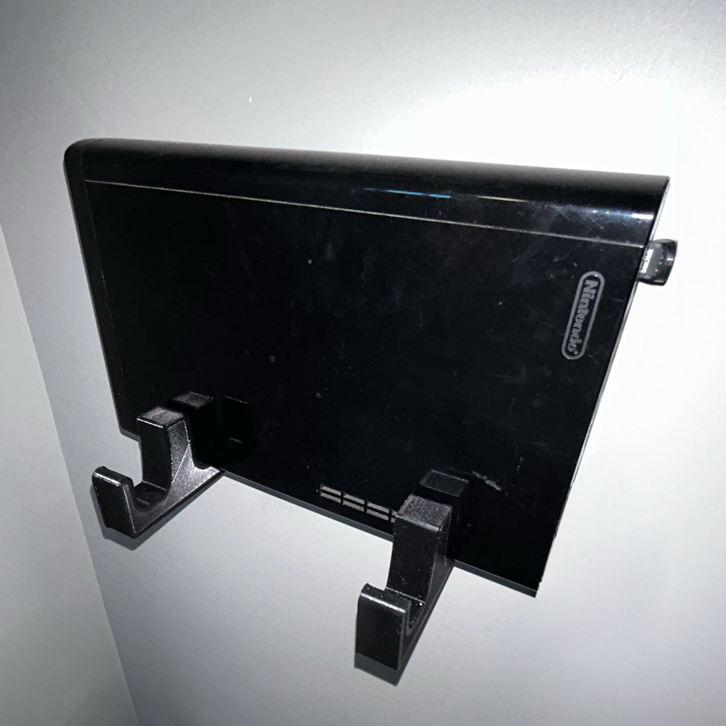 Wii U Floating Wall Mount