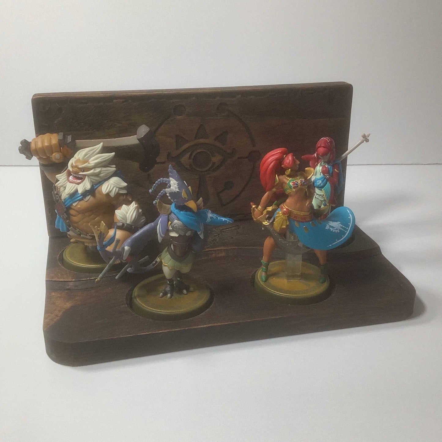 Amiibo Display Stand for Legend of Zelda Four Champions (Revali, Daruk, Mipha, Urbosa)